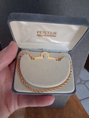 Foster Tie Chain